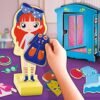 LISCIANI - Montessori Fashion Doll - para niños a Partir de 4 años - Viste Tus muñecas de Madera con 26 Ropas magnéticas a Elegir - Armario 3D y Soporte - Juego Montessori